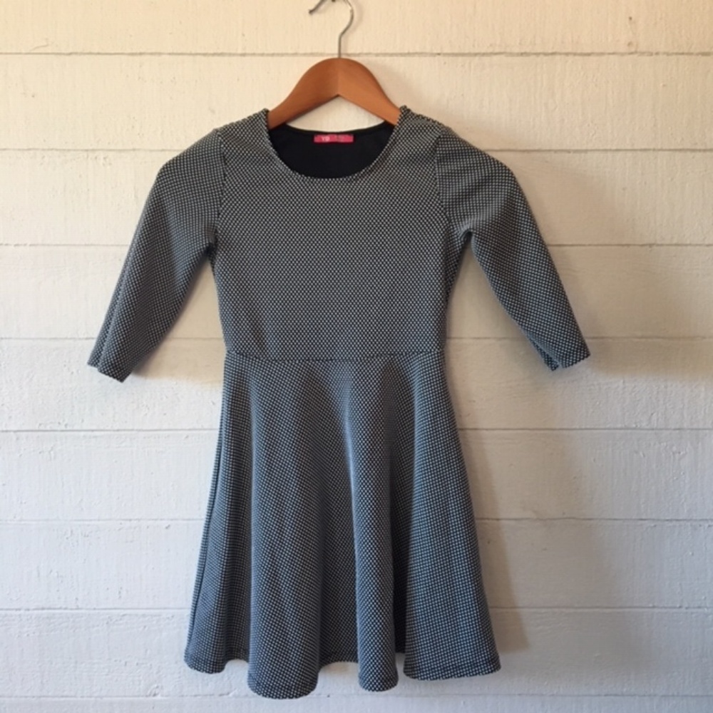 YD Twirl Skater Dress UK 140 USA Size 9-10